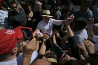 Lula da Silva votó y dijo que Brasil elige entre la democracia o la barbarie