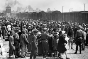 Auschwitz, los negocios sucios del horror