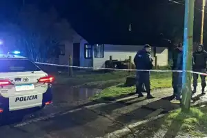 Asesinaron a una niña de 3 años en Villa La Angostura: detuvieron a su padre