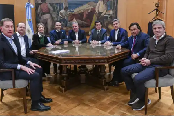 El Gobierno nacional negocia el Presupuesto y las PASO