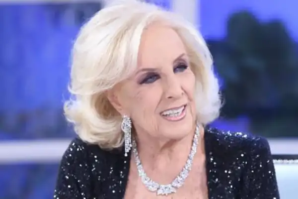 Tiene su carácter: Juana Viale contó cómo sigue la salud de Mirtha Legrand