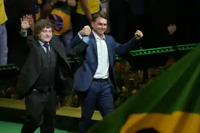 Lula o Flávio Bolsonaro, cuál escenario le conviene a Milei