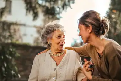 Cuándo es el Día de la Madre 2026: tres ideas de regalos originales con precios
