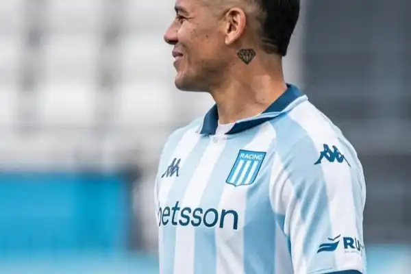 Marcos Rojo prepara su salida de Racing para volver a Estudiantes