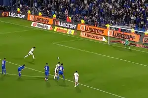 Video: el ex Atlético Agustín Lagos erró un penal ante Vélez