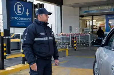 Nuevo aumento para los vigiladores: así quedan los salarios de seguridad privada en octubre
