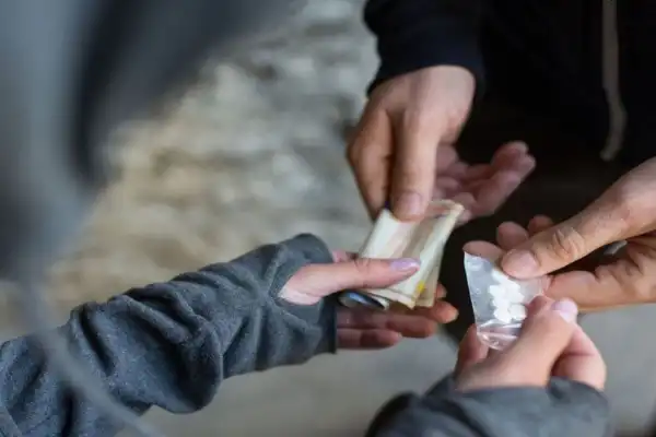 ¿Se podrá saber cuánta gente vende droga al narcomenudeo en Tucumán?