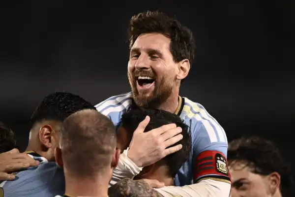 En la despedida de Messi, Argentina venció 3-0 a Benín