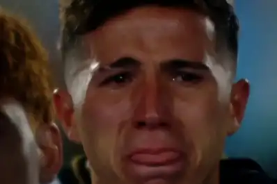 Enzo Fernández rompió en llanto durante la despedida de Messi: la historia que comenzó cuando tenía 15 años