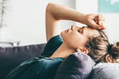 ¿Sentís que tenés que pensar en todo? Una psicóloga explica cómo pesa la carga mental