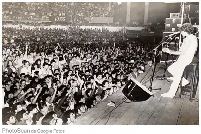 Recuerdos fotográficos: Piero, 1983. Llenó de buenas ondas el Palacio de los Deportes