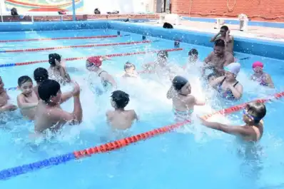 Las escuelas se preparan para su temporada de pileta