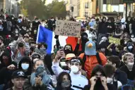 Los estudiantes copan París y llaman a nuevas protestas
