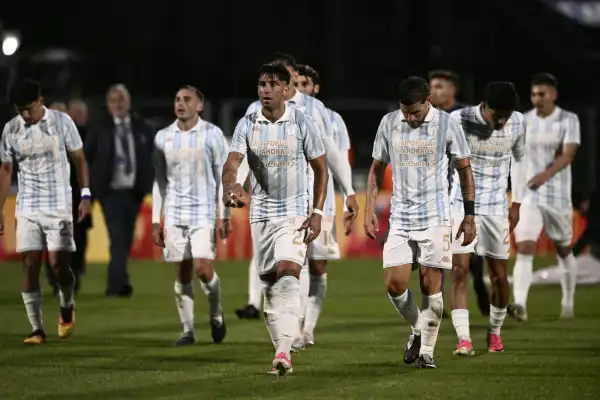 Atlético Tucumán pasó de la ilusión al desencanto en La Plata