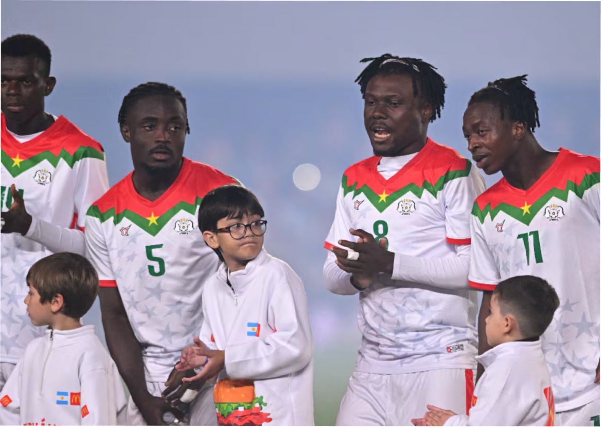 Burkina Faso no pudo detener a la Selección argentina en el Monumental. (Foto: Retuers)