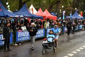Las siete historias que emocionaron en los 21K LA GACETA