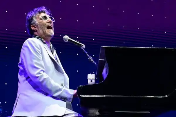 Fito Páez promete que, con su show, “Sale el Sol”