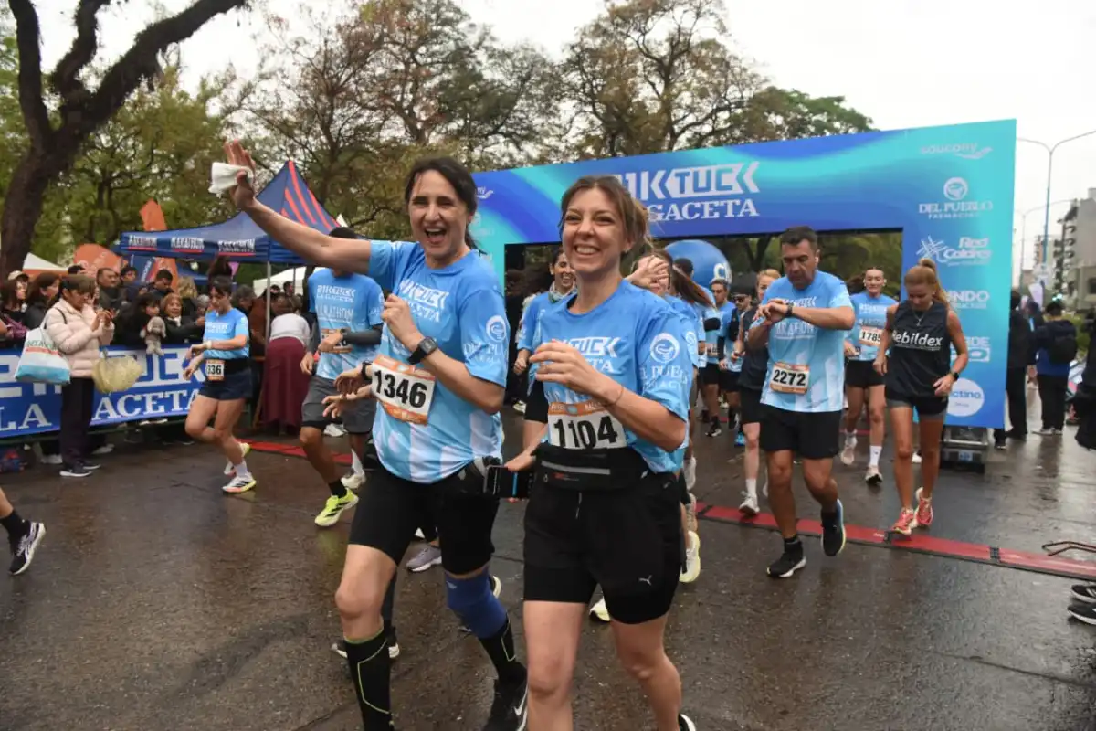 A FULL. Los corredores disfrutaron de una jornada que estuvo marcada por la emoción y el esfuerzo.