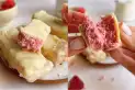 Barritas de yogur, coco y frutilla: la receta del snack proteico y fácil para calmar el antojo dulce