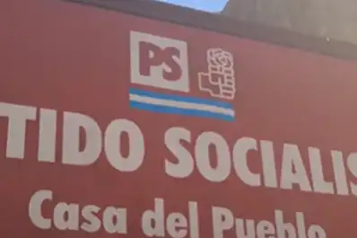Un partido se despega de un acto de Manzur y lanzan una mesa para debatir el transporte