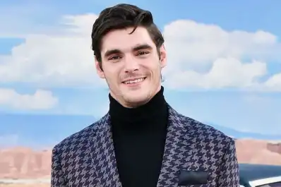 Murió a los 34 años RJ Mitte, el actor que interpretó al hijo de Walter White en “Breaking Bad”