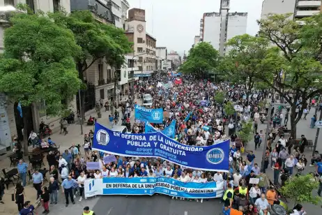 Paro en la UNT y Marcha Federal Universitaria: qué pasará este 15 de octubre en Tucumán