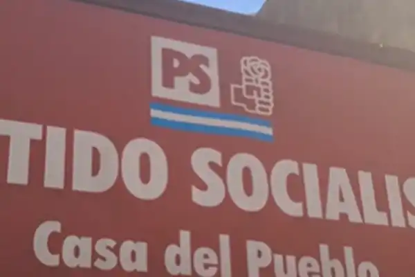 Un partido se despega de un acto de Manzur y lanzan una mesa para debatir el transporte