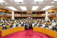 Niños mediadores dan lecciones de paz desde las bancas de la Legislatura
