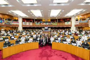 Niños mediadores dan lecciones de paz desde las bancas de la Legislatura