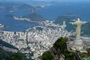 Vacaciones 2027: cuánto cuesta alquilar en la Costa Atlántica y viajar a Brasil