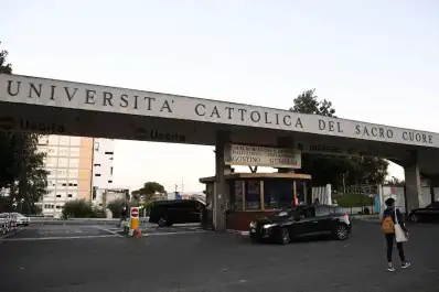 El papa León XIV entra hoy al hospital Gemelli para ser operado