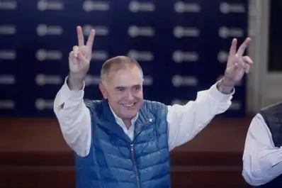 Jaldo celebró el recital de Los Fundamentalistas en Tucumán y lanzó: “Estamos todos ricoteros”