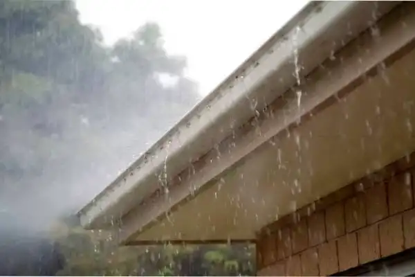 Alerta por lluvias: cómo proteger tu casa durante el temporal y qué hacer si entra agua