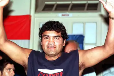 Murió el “Roña” Castro: la historia del chico de Caleta Olivia que pasó de lustrar botas a ser campeón mundial