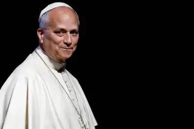 ¿Quién gobierna el Vaticano cuando el Papa está internado?