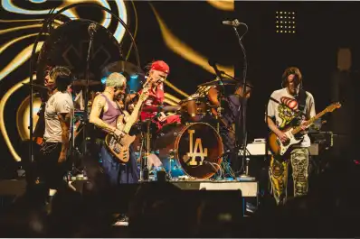 Escándalo por un supuesto show de Red Hot Chili Peppers en Argentina: qué pasó con el festival