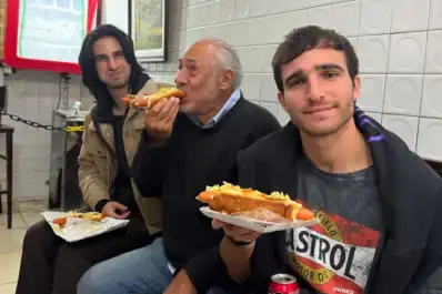 Valentín Yankelevich compartió una foto con su abuelo Gustavo y su hermano Franco: “Siempre juntos”