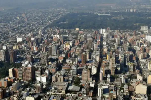 Detectaron 253 edificios sin final de obra en San Miguel de Tucumán: más del 60% están habitados