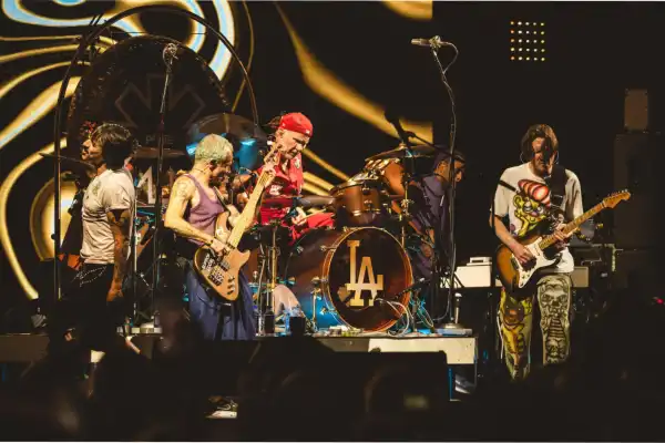 Escándalo por un supuesto show de Red Hot Chili Peppers en Argentina: qué pasó con el festival