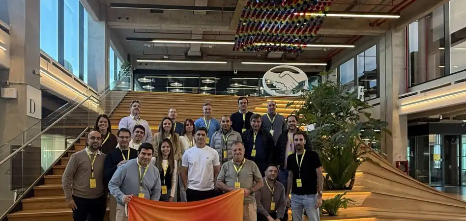 Dos viajaron, toda la empresa aprendió: lo que Silicon Baires dejó en Tensolite