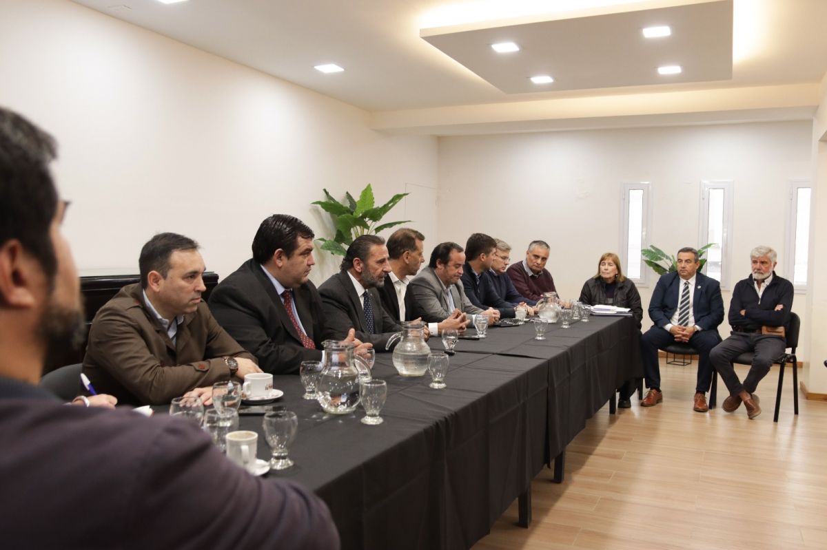 REUNIÓN. Hoy los ediles de las comisiones de Obras Públicas y de Planeamiento debatieron sobre la seguridad edilicia de la Capital.