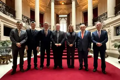 El G-6 se reunió con el nuncio apostólico y dialogó sobre una eventual visita del Papa a la Argentina