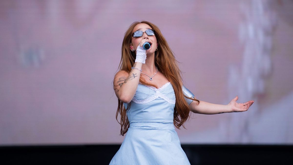 POP. Ángela Torres llegará al Teatro Mercedes Sosa con su propuesta solista.