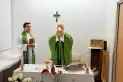 León XIV evoluciona favorablemente tras la operación y el Vaticano confirmó que rezará el Ángelus el domingo