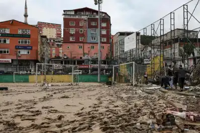 Diluvio histórico en Estambul: hay tres muertos, cinco desaparecidos y miles de evacuados