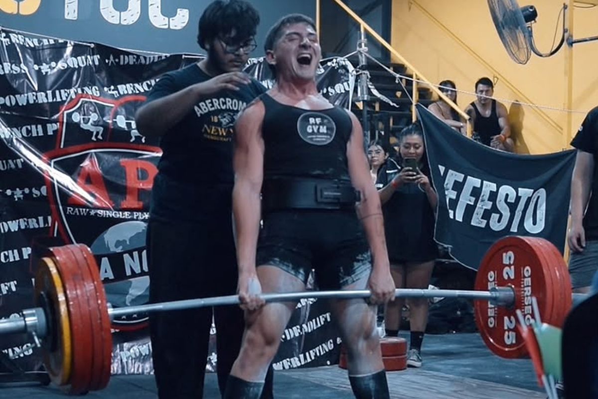CAMPEÓN NACIONAL. El tucumano se consagró campeón argentino en su categoría y consiguió el pase a la Copa Mundial WRPF de Medellín. / LAUTARO FERNÁNDEZ