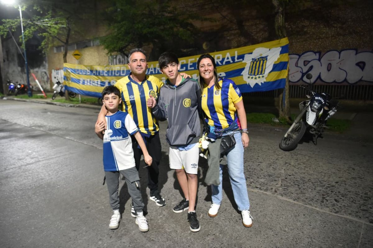 Di María revolucionó Tucumán: las historias y emociones que dejó su llegada con Rosario Central