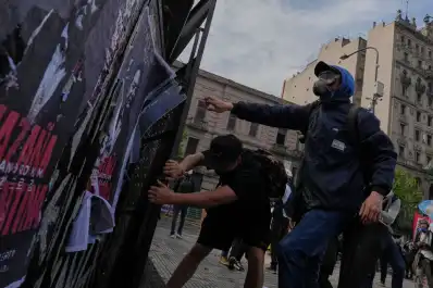 Marcha universitaria: el Gobierno nacional denunció a 25 detenidos tras los disturbios en el Congreso