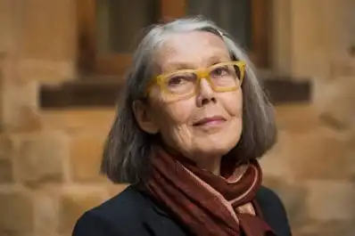 Anne Carson, entre el mundo clásico y la ruptura poética