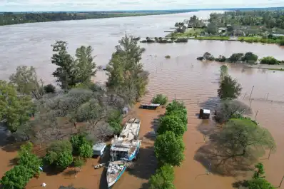 Crecida de los ríos Paraná y Uruguay: ocho puertos superaron el nivel de evacuación y crece la alerta en el Litoral